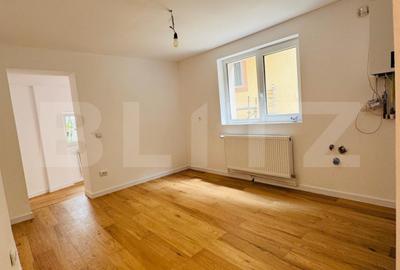 Casa de vanzare, 46 mp, ideal pentru investitie, zona Schei - 2