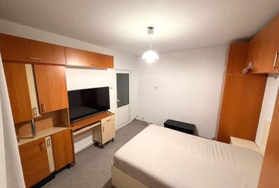 Apartament 2 camere decomandat, 65 mp, CT, PVC, living 20 mp, etaj 1 - 9