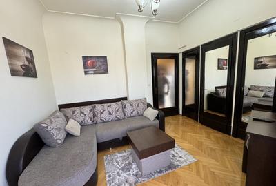 Garsonieră semidecomandată, mobilată în Universitate