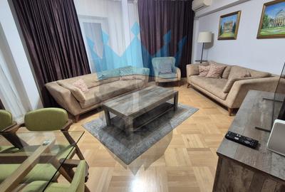 Apartament cu 3 camere decomandat, mobilat în P-ța Romană