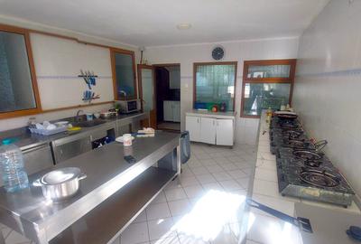Afacere la cheie , Piteria Amicii Miei  -  Lepsa (Muntii Vrancei) - 6
