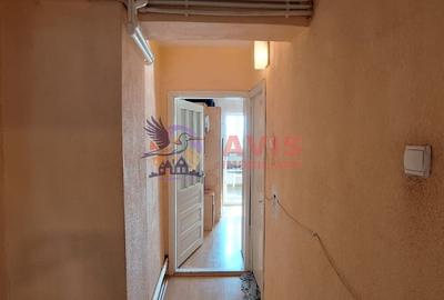 Apartament cu 4 camere decomandat de vanzare in zona Rovine - 11
