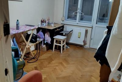 Apartament 3 camere de vânzare – Piața Centrală, etaj 3 - 8