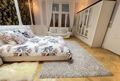 Apartament cu 4 camere decomandat, mobilat în Sinaia