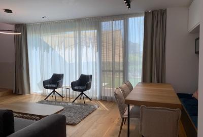 Proprietar/ Owner- new villa 4 rooms Amber Forest Tunari   park view 2 parkings - 4
