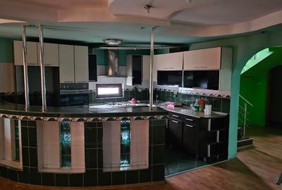 ENACHITA VACARESCU casa P+M, 2005, teren 271mp -145000 euro - 2