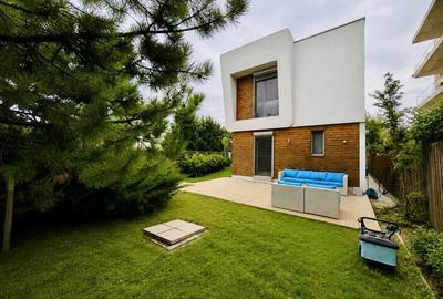 Vila de Lux in Iancu Nicolae | 5 Camere |  Curte 180 mp - 1