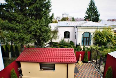 Casa 4 camere, ultracentral Bacau. - 24