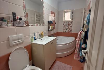 Apartament cu trei camere, complet renovat, în zona Liceul Pedagogic - 11