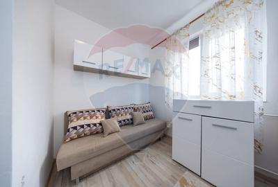 Camera de camin, Renovata ideala pentru studenti !!!! - 1