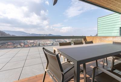 Apartament cu 4 camere decomandat, mobilat în Ultracentral