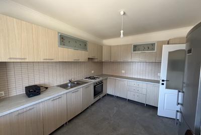 Domnești, casa pe parter, 400mp, 117mp utili, 3 camere, mobilată și utilată - 5