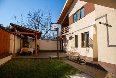 Casa singur in curte aproape de parcul Subarini - 1