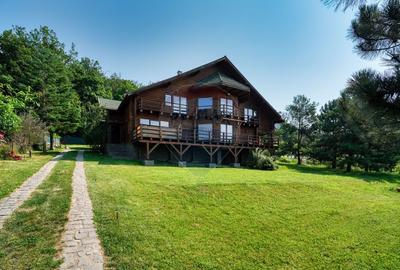 Casă din buștean rotund | 3.735 mp teren | La 30 km de Brașov - 30