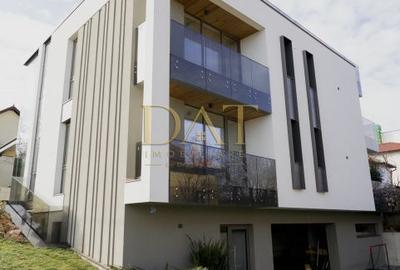Proprietate rezidențială, cu două apartamente private, în Andrei Muresanu - 1