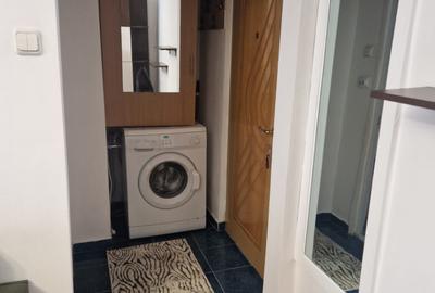 DE INCHIRIAT Apartament 1 camera, etaj 2 - zona Calea Buziasului - 6