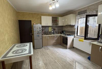 Casă cu 5 dormitoare + Garaj - Islaz - Comuna Brănești - 7