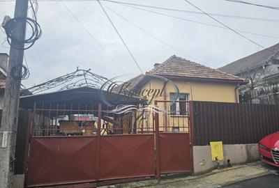 Casa solida cu gradina generoasa si pozitie retrasa - 7