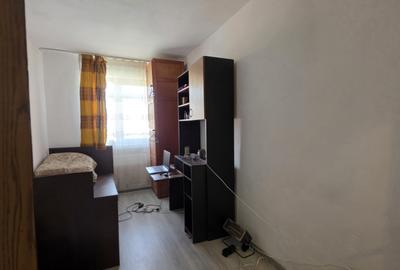 Garsonieră semidecomandată, mobilată în Complex Studențesc
