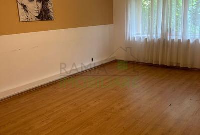Apartament 3 camere decomandat cu 2 băi, beci și loc de parcare - 4