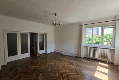Apartament cu 4 camere la vila cu doar două locuințe, grădină proprie de 400mp - 1