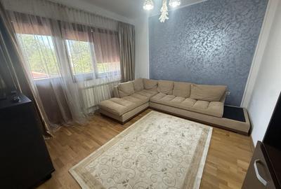 De închiriat apartament 3 camere 85 mp + terasa etaj 1 - 2