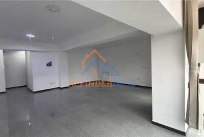 Apartament 3 camere bloc 2010 zona 13 Septembrie - 2