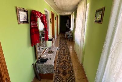 Casă individuală cu 4 camere în Jupani