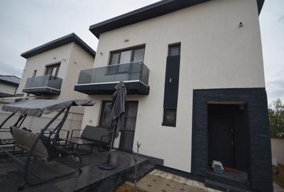 Casă individuală cu 4 camere în Central
