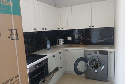Apartament cu 2 camere semidecomandat, mobilat în Ștefan cel Mare