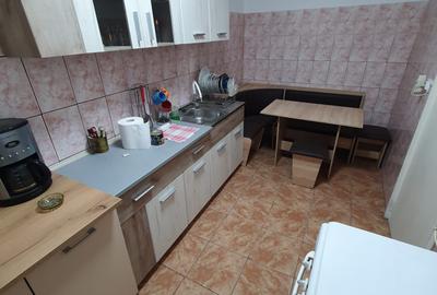 Apartament 3 camere, decomandat, centrala termica - 12