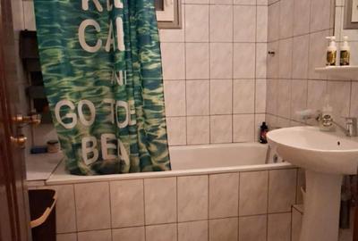 Apartament cald și luminos cu 3 camere, în zona Uverturii – Dezrobirii.. - 2