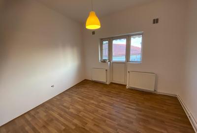 Vanzare apartament 3 camere in vila Mosilor Foisorul de Foc - 2