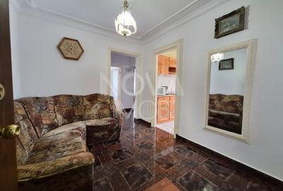 Apartament cu 3 camere decomandat, mobilat în Vasile Aaron