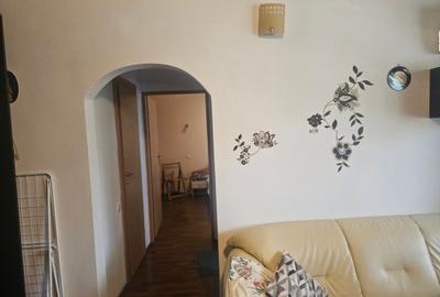Apartament 3 camere  Podul Ros -Rond - 2