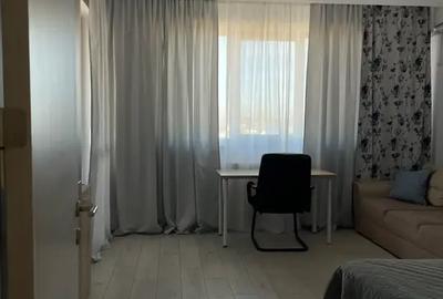 Apartament cu 2 camere decomandat în Titan