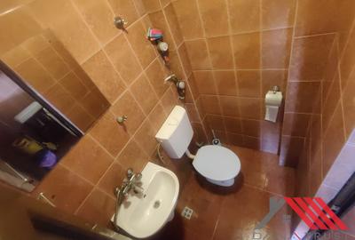 Complexul Studentesc - Garsoniera  17 mp - 170 euro - 9