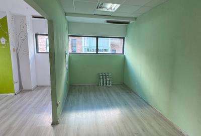 Birou luminos 25 mp - Etaj 1 - Pipera | Voluntari -- 0% Comision - 5
