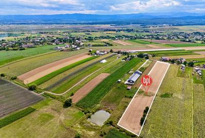 SE VINDE Teren construibil de 9.200mp in Fantana Mare, langa Falticeni - 2