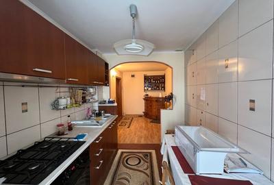Apartament 3 camere-Scoala Nr 10-Lidl-et 2/3 - 7