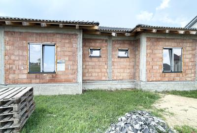 Duplex 3 camere 80mp, toate utilitatile - Mosnita - 9