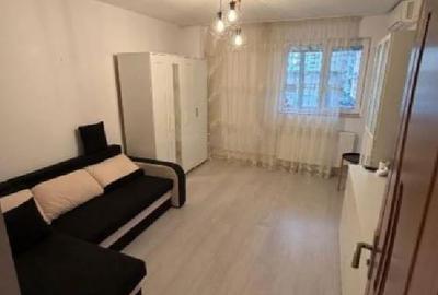 Apartament cu 2 camere semidecomandat, mobilat în Titan