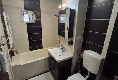 2 Cam--5 Min Iulius Town-Mobilat-Utilat-Centrala-54MP-97.500 Euro! - 13