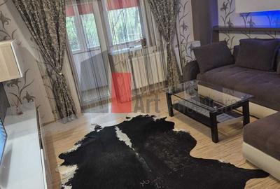 Apartament cu 3 camere decomandat în Crângași