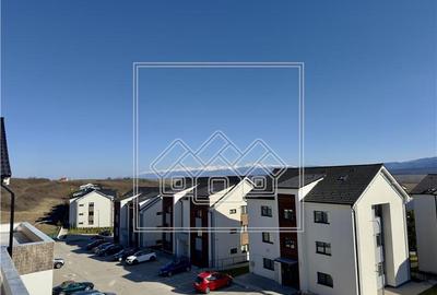 Penthouse cu 4 camere nedecomandat în Exterior Vest