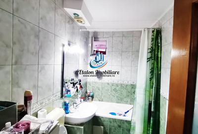 Apartament 3 camere decomandat, zona Spital Piatra Neamt - 8