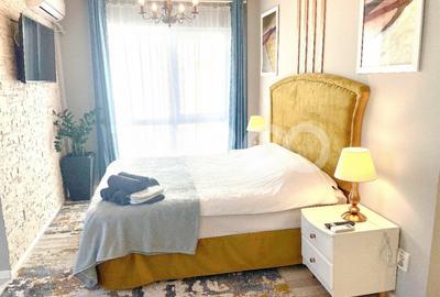 Garsonieră semidecomandată, mobilată în Europa