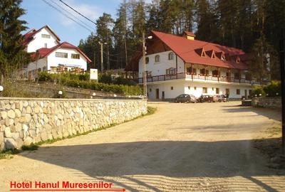 Parcele de vis cu utilități și panoramă impresionantă! - 1