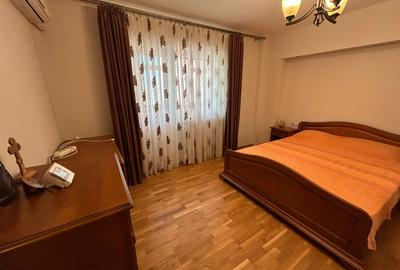 - Renovat recent! Apartament 3 camere Calarasi 4, et. intermediar. - 4