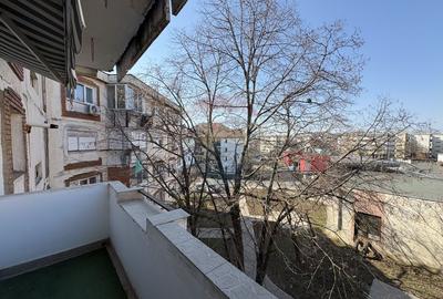 Vanzare apartament 3 camere decomandat cu loc parcare Micalaca zona300 - 17